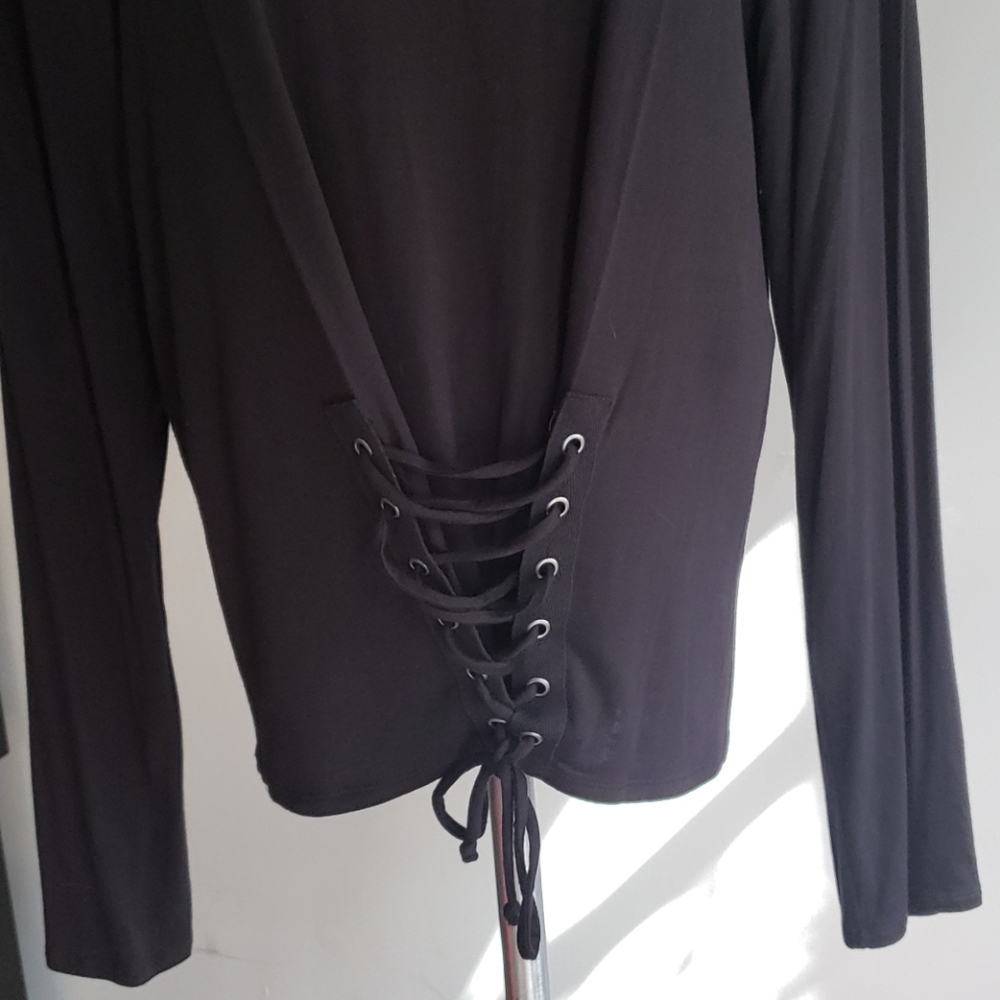 Soft lace up long sleeve shirt - Picture 3 of 5